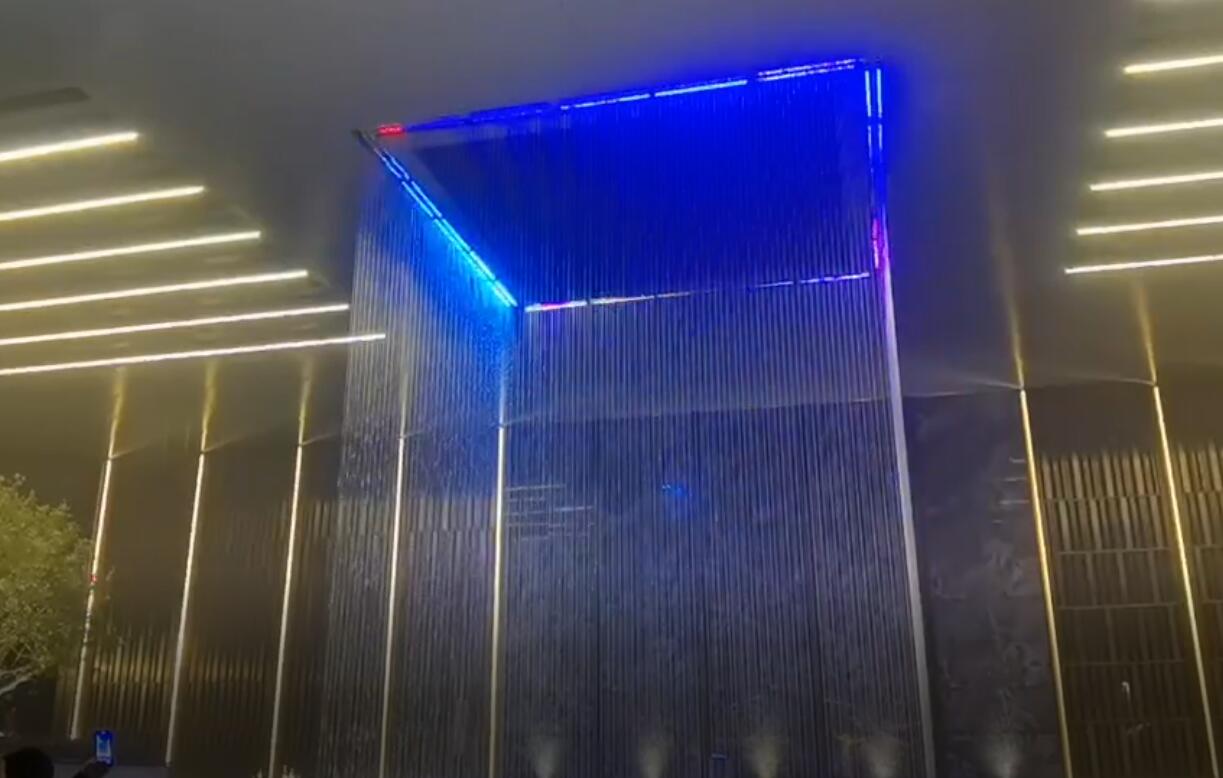 線簾噴泉  